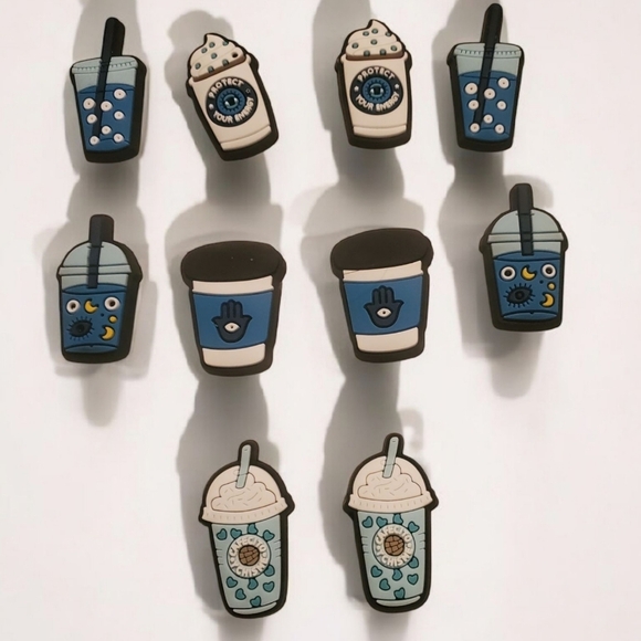 Drink Croc Charms - Picture 1 of 2